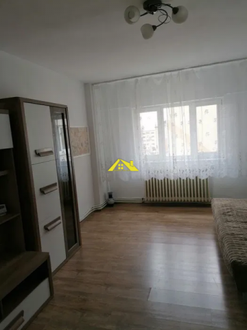 apartament-3-camere-decomandate-cetate