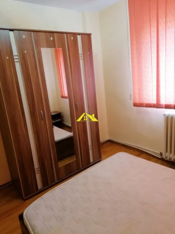 apartament-3-camere-decomandate-cetate-2