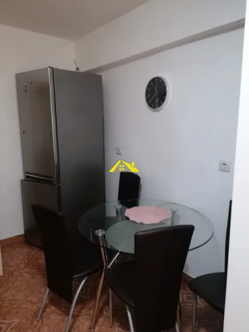 apartament-3-camere-decomandate-cetate-4