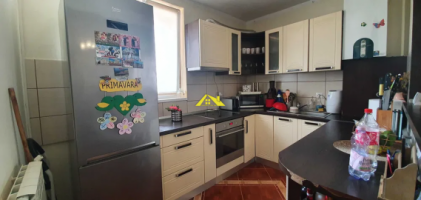 apartament-3-camere-decomandate-zona-stadion-3