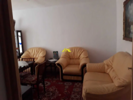 apartament-4-camere-decomandate-cetate-1