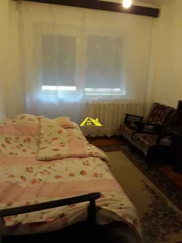 apartament-4-camere-decomandate-cetate-2