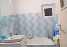 vand-apartament-3-camere-in-alba-iulia-langa-liceul-sportiv