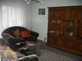 apartament-de-vanzare-4-camere-decomandat-cetate