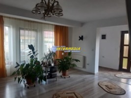 casa-de-vanzare-in-alba-iuliacu-4-camere-2-bai-bucatarie-teren-765-mp-7