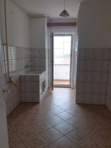 inchiriez-apartament-cu-3-camere-decomandat-5