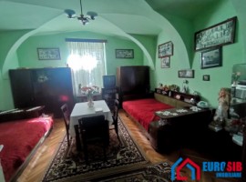 apartament-2-camere-68-mp-de-vanzare-in-sibiu-exact-in-piata-mare-2