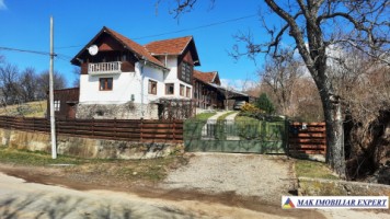 vila-9-camere-teren-2000-mp-matau-mioarele-suslanesti-2