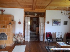 casa-de-vacanta-4-camere-teren-3700-mp-bughea-de-jos-13