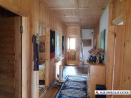 casa-de-vacanta-4-camere-teren-3700-mp-bughea-de-jos-15