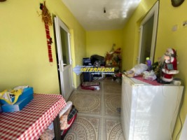 casa-de-vanzare-in-barabant-cu-485-mp-teren-finisata-cu-utilitati-si-drum-asfaltat-16