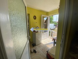 casa-de-vanzare-in-barabant-cu-485-mp-teren-finisata-cu-utilitati-si-drum-asfaltat-21