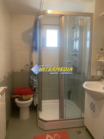 apartament-2-camere-52-mp-de-inchiriat-etaj-1in-alba-iulia-zona-sub-stadion-9