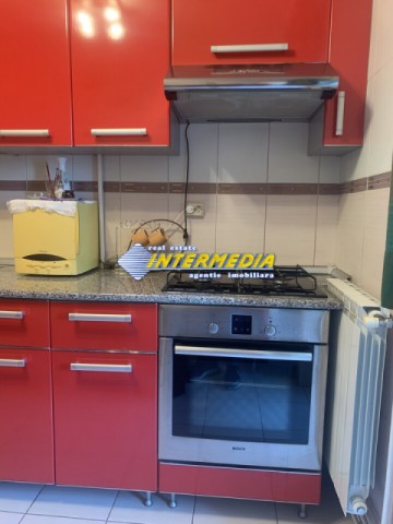 apartament-2-camere-52-mp-de-inchiriat-etaj-1in-alba-iulia-zona-sub-stadion-21