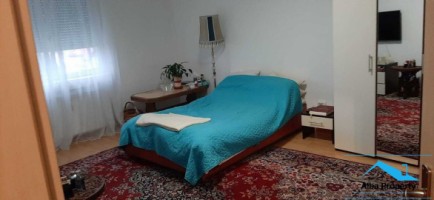 apartament-2-camere-decomandat-zona-cetate-2