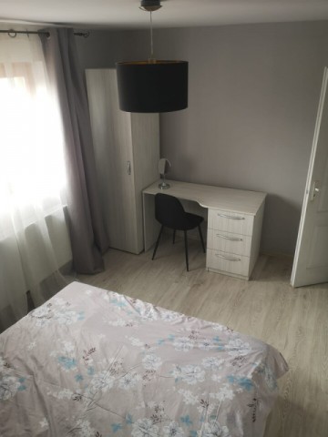 apartament-2-camere-et-2-decomandat-in-cetate-zona-piata-5