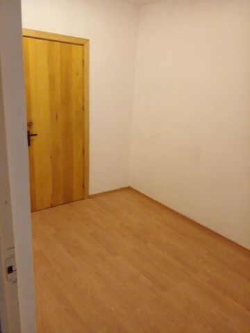 apartament-3-camere-zona-liceul-electro-7