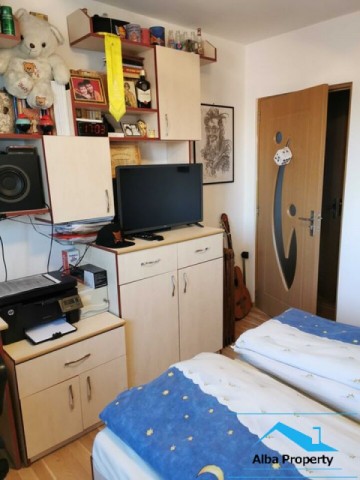 apartament-2-camere-zona-cetate-1