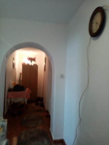 apartament-cu-2-camere-zona-scoala-nr-12-4