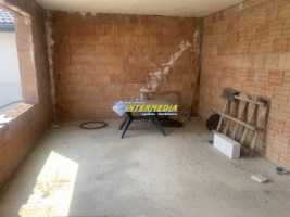 casa-noua-la-rosu-de-vanzare-in-alba-iulia-zona-alba-micesti-cu-3-camere