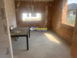 casa-noua-la-rosu-de-vanzare-in-alba-iulia-zona-alba-micesti-cu-3-camere-7