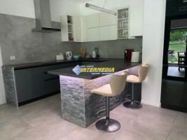 casa-de-lux-in-stil-mediteranean-mobilata-si-utilata-de-vanzare-cetate-5