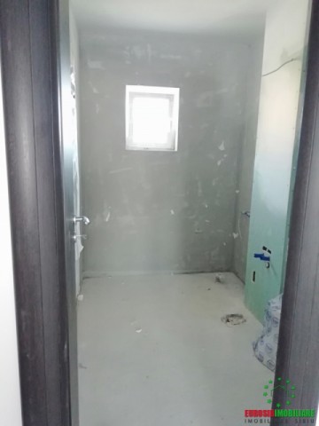 apartament-3-camere-suprafata-utila-7148-mp-cu-2-bai-si-2-balcoane-zona-calea-cisnadiei-5