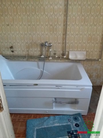 apartament-3-camere-de-inchiriat-in-sibiu-zona-centrala-5