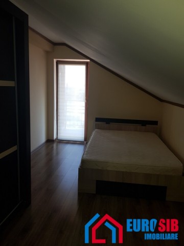 apartament-cu-4-camere-decomandat-de-vanzare-zona-calea-dumbravii-8