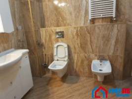 apartament-cu-4-camere-decomandat-de-vanzare-zona-calea-dumbravii-9