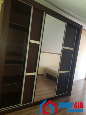 apartament-cu-4-camere-decomandat-de-vanzare-zona-calea-dumbravii-14