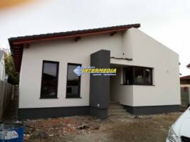 casa-pe-un-nivel-semifinisata-de-vanzare-alba-micesti-1