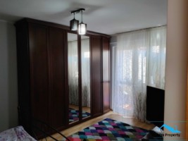 apartament-3-camere-decomandat-etaj-01-zona-cetate-4