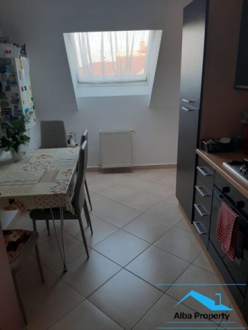 apartament-2-camere-zona-centru-3