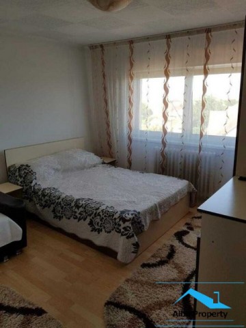 apartament-2-camere-mobilat-zona-cetate-3