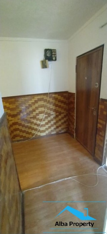 apartament-3-camere-decomandat-zona-cetate-5