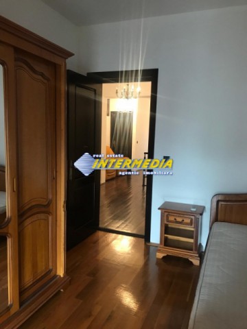 casa-dpe-de-inchiriat-in-alba-iulia-zona-cetate-350-mp-si-teren-600-mp-71