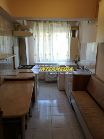 garsoniera-de-inchiriat-32-mp-mobilata-si-utilata-in-alba-iulia-zona-cetate-3