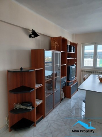 apartament-4-camere-cu-scara-interioara-finisat-centru-9