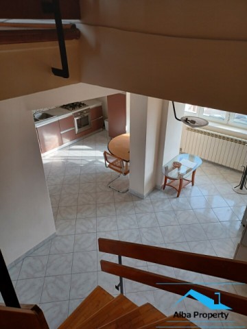 apartament-4-camere-cu-scara-interioara-finisat-centru-11