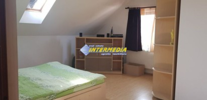 casa-de-inchiriat-cu-destinatie-birouri-cetate-2