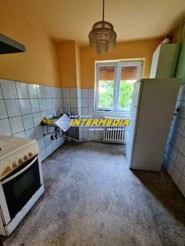 apartament-cu-2-camere-de-vanzare-in-cetate-zona-bulavard-alba-iulia