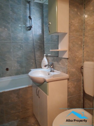 apartament-3-camere-decomandat-zona-cetate-4