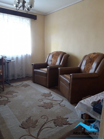 apartament-3-camere-decomandat-zona-cetate-3