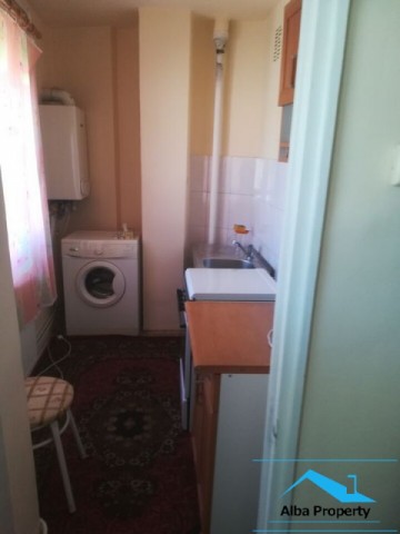 apartament-1-cam-decomandat-zona-cetate-1