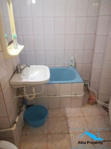 apartament-1-cam-decomandat-zona-cetate-2