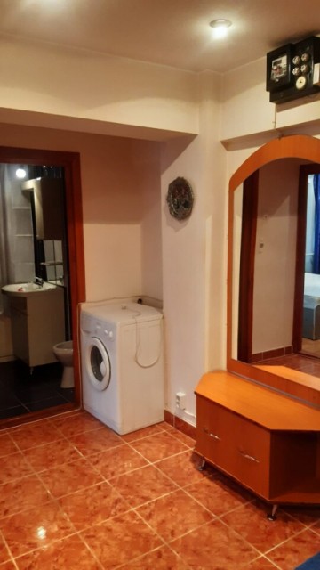 apartament-2-camere-ultracentral-zona-piata-mare-2