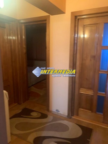 apartament-cu-3-camere-renovat-mobilat-si-utilat-centru-etaj-2-2