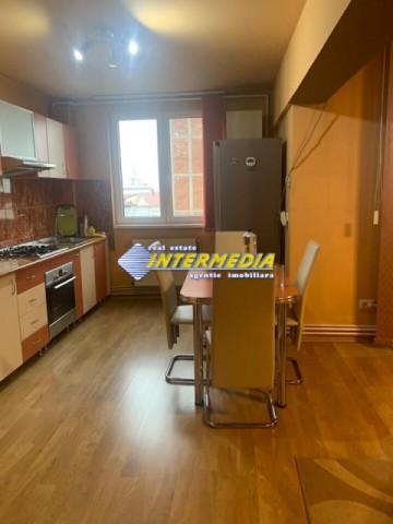 apartament-cu-3-camere-renovat-mobilat-si-utilat-centru-etaj-2-6