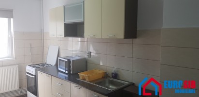 apartament-3-camere-decomandat-de-inchiriat-in-sibiu-zona-parcul-sub-arini-1